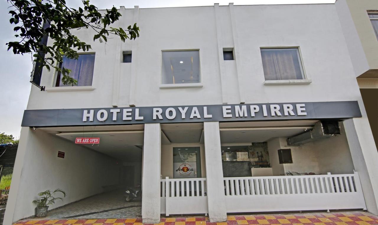 فندق Treebo Royal Empire Adarsh Nagar, Chandīgarh المظهر الخارجي الصورة