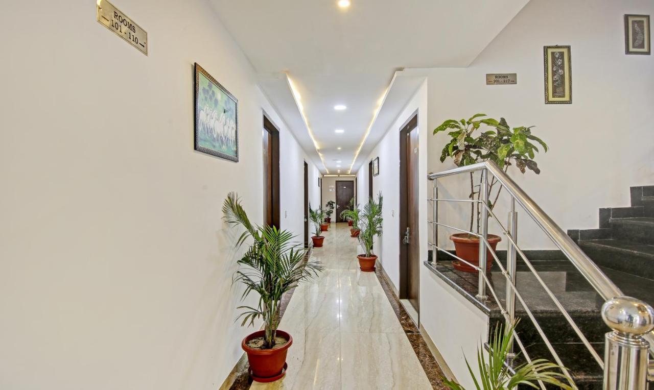 فندق Treebo Royal Empire Adarsh Nagar, Chandīgarh المظهر الخارجي الصورة