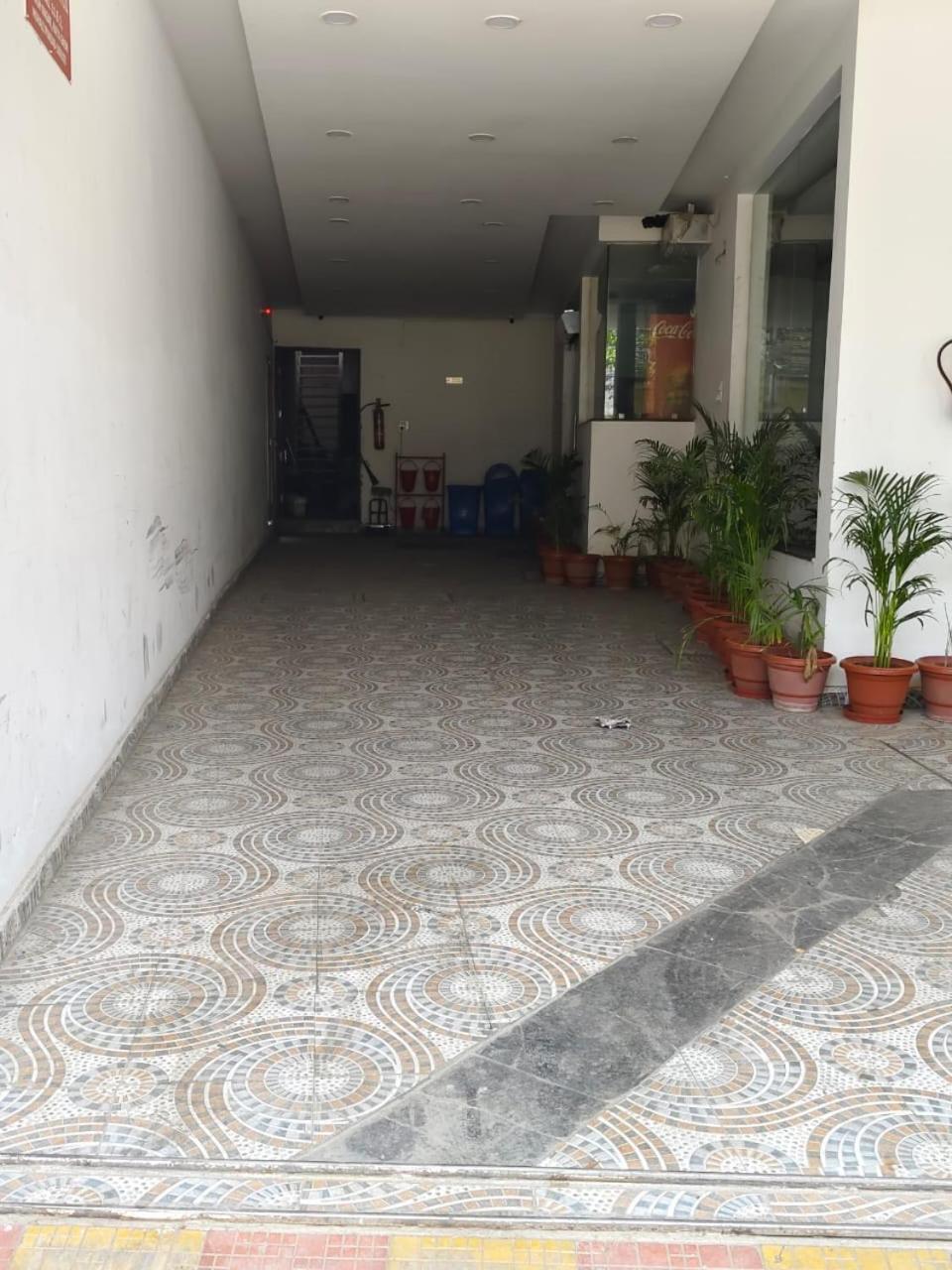 فندق Treebo Royal Empire Adarsh Nagar, Chandīgarh المظهر الخارجي الصورة